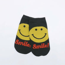 画像をギャラリービューアに読み込む, Womens cotton socks  smiley face /  スマイリーフェイスコットン靴下女性用
